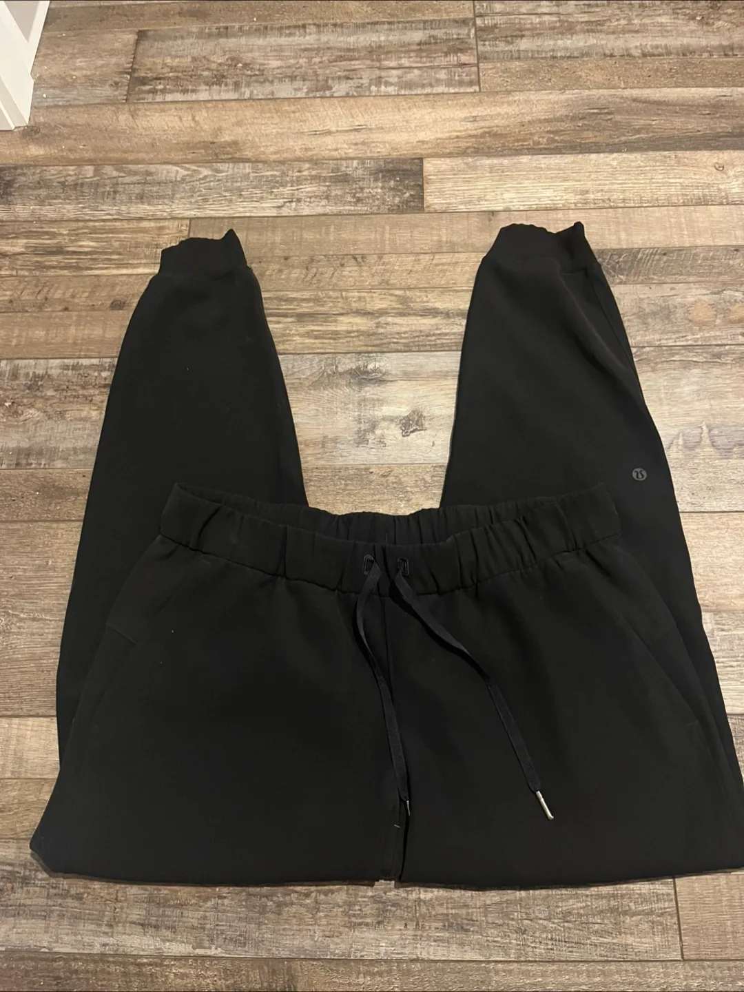 Lululemon Black On The Fly Jogger thumbnail
