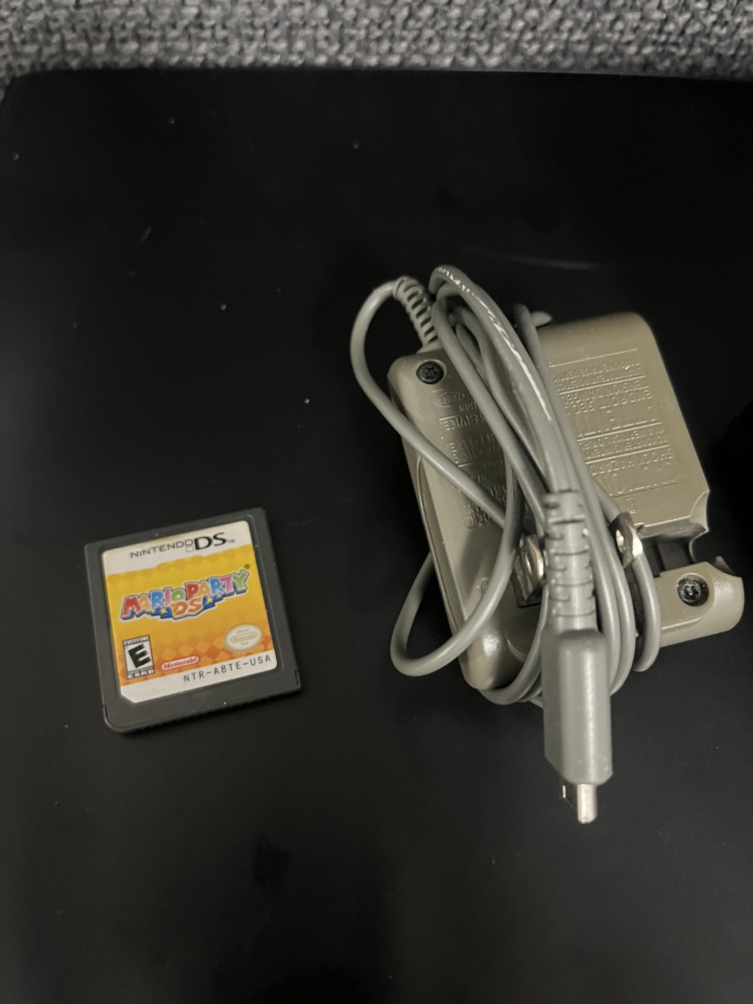 Nintendo DS Lite + Charger + Mario Party Game - photo 3