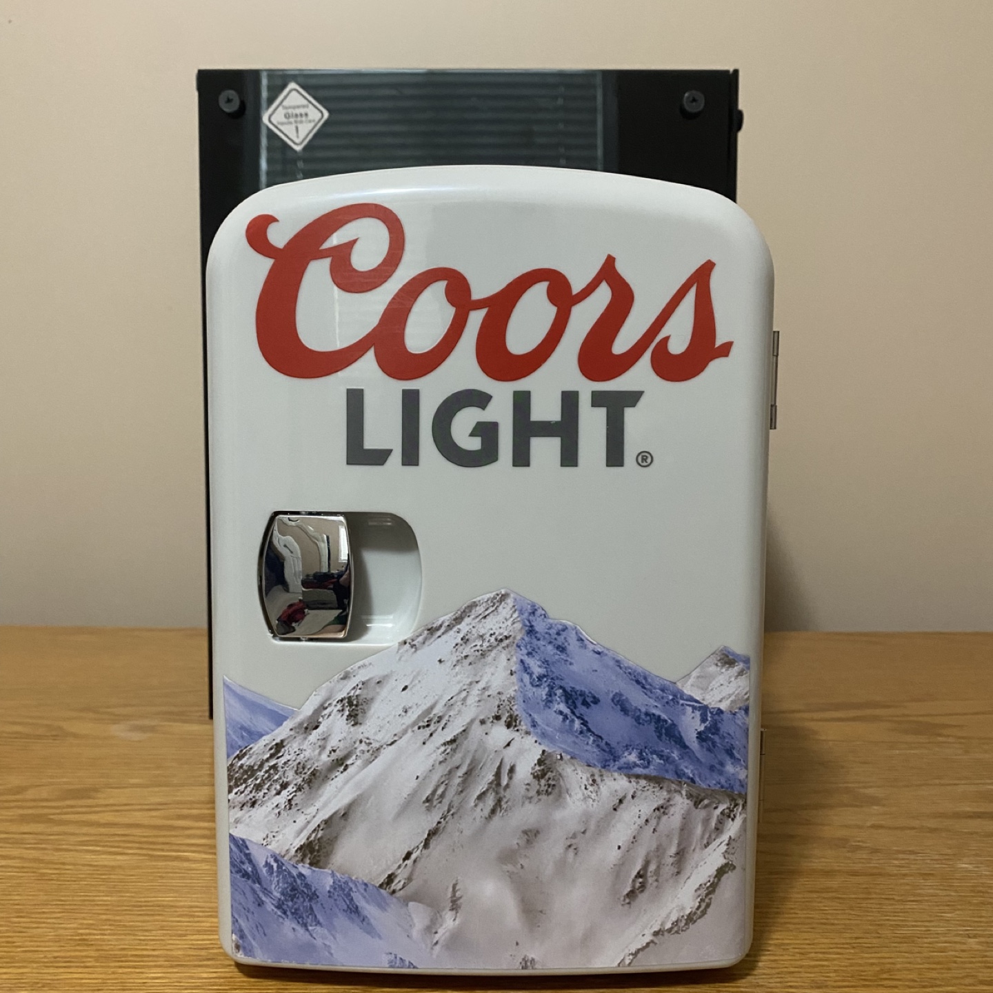 Coors Light Retro Personal Fridge - Thermoelectric Cooler