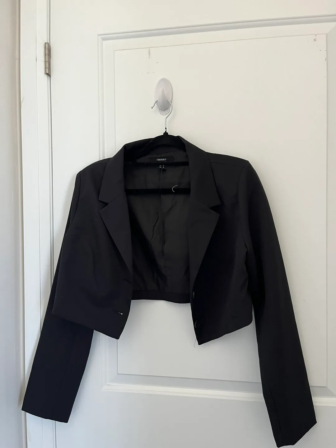 Forever 21 Black Cropped Blazer thumbnail