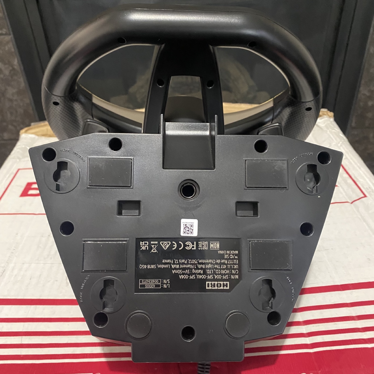 HORI Racing Wheel Apex for PlayStation or PC - photo 3