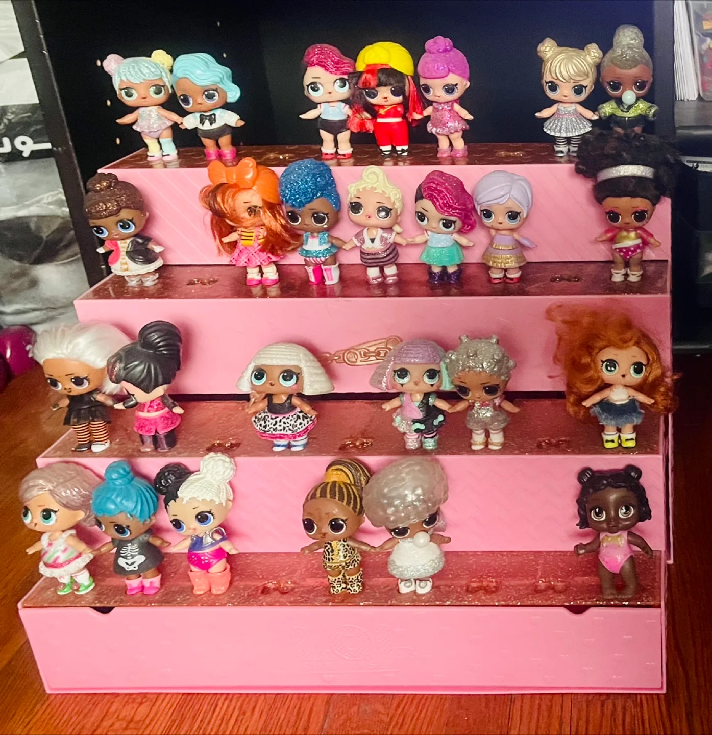 LOL Surprise! Playset, with Multi-Tier Display Stand thumbnail