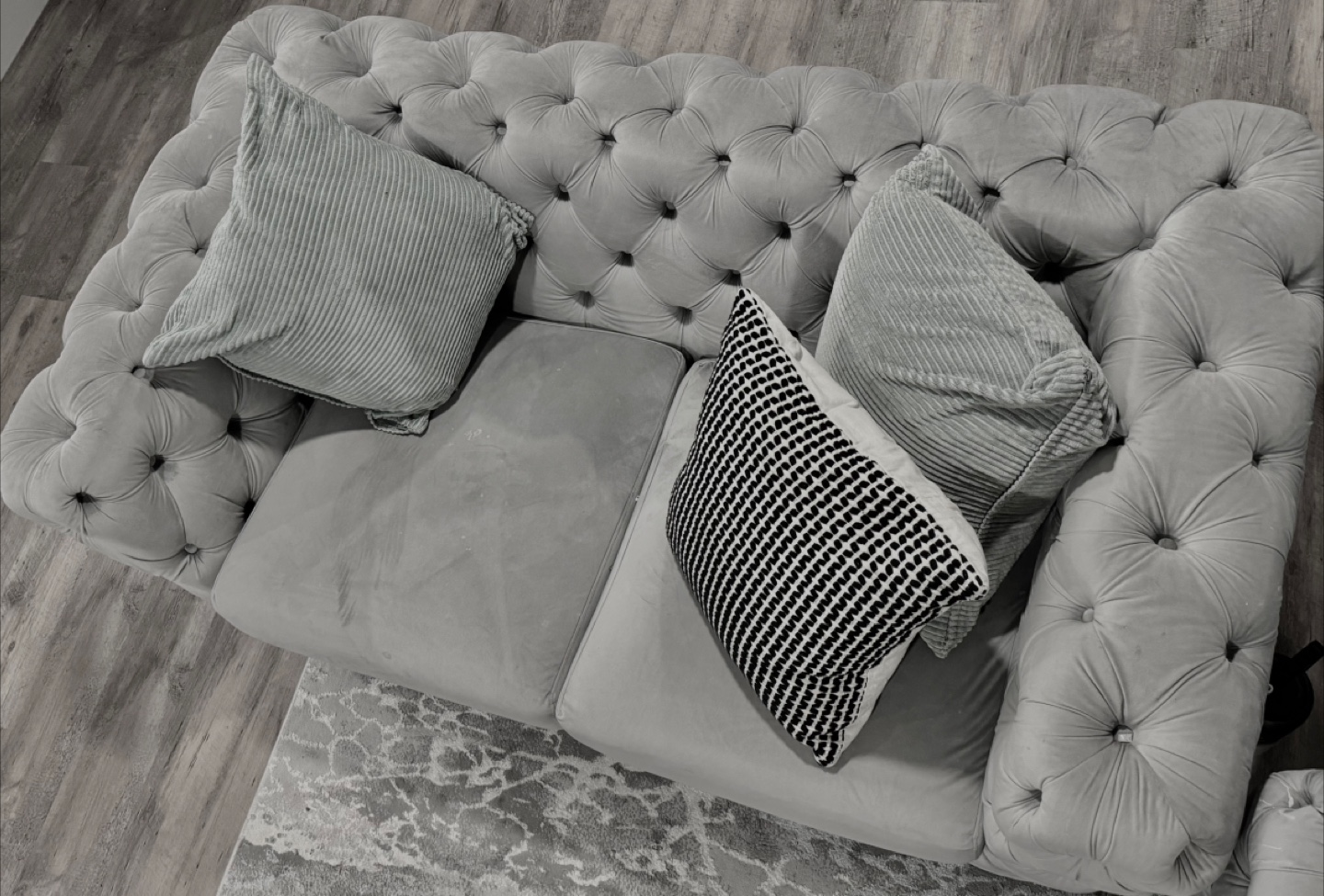 Grey Velvet Button Tufted Sofa - photo 4
