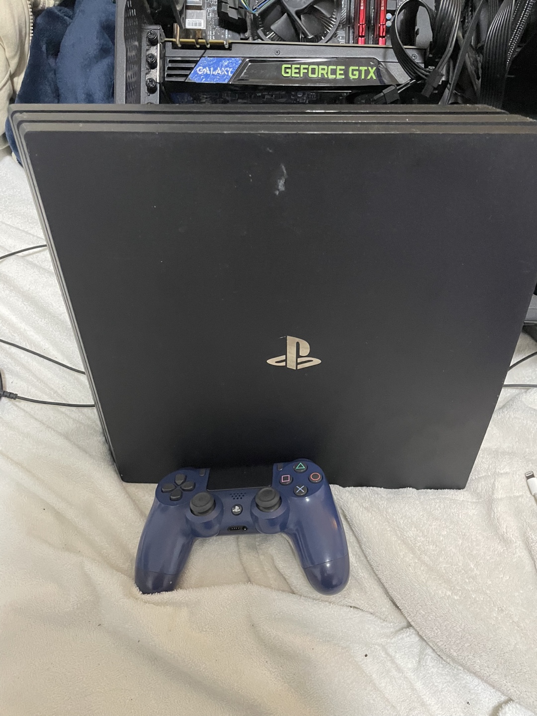 PlayStation 4 Console(send offers)