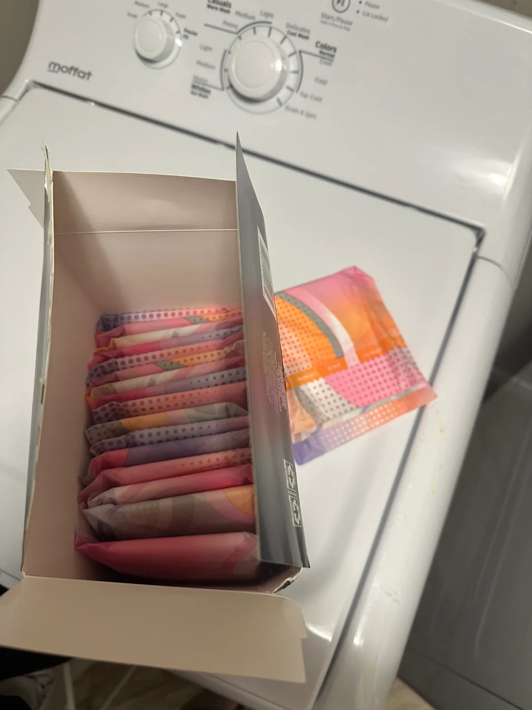Always Radiant Feminine Pads thumbnail