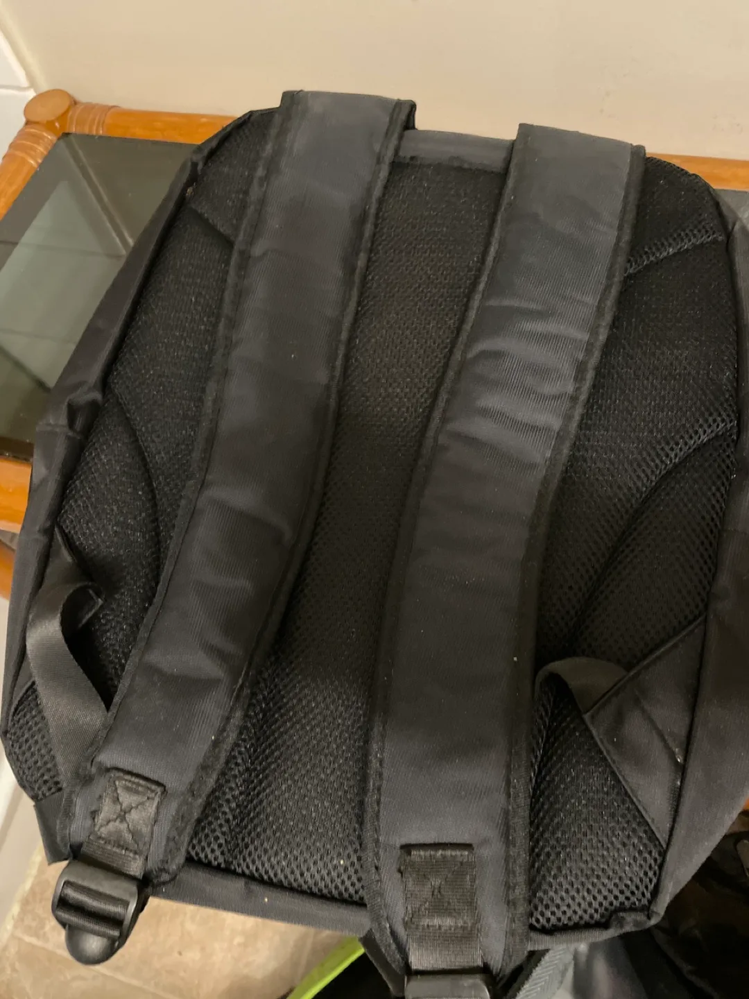 Debco quality brand back pack image indicator(2)