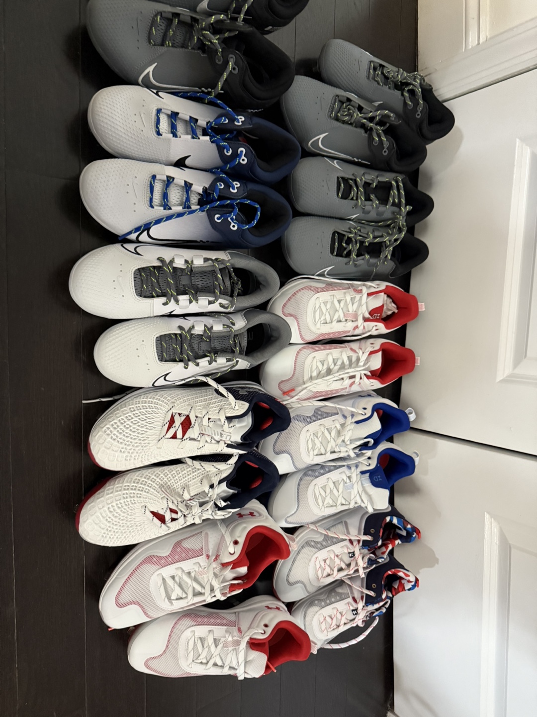 Women Metal Softball Cleats Sizes 7, 8, 9
