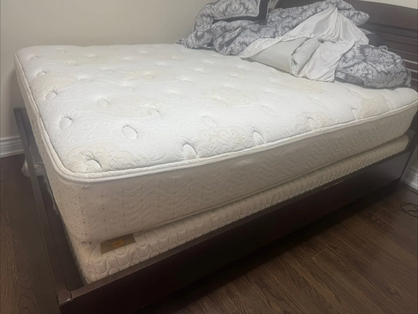 Free Queen Mattress Taunton and country lane #freecycle thumbnail