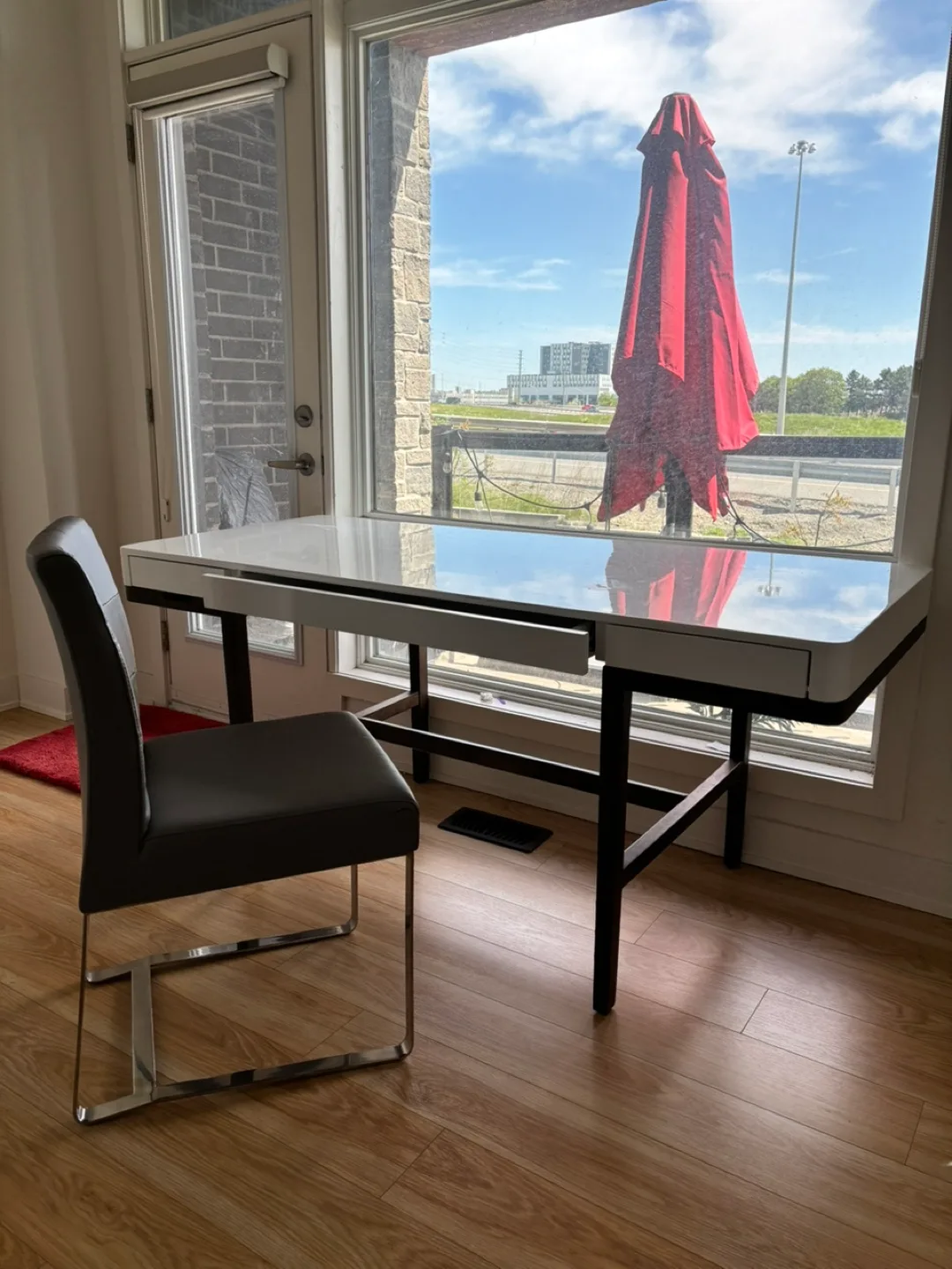 Modern White Desk with Chrome Chair thumbnail