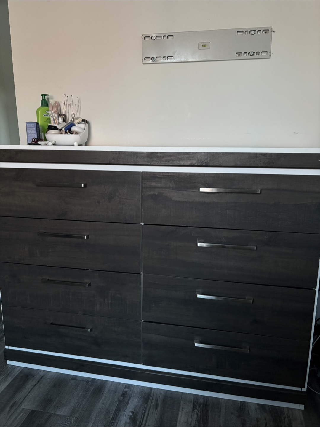 Dresser - photo 2