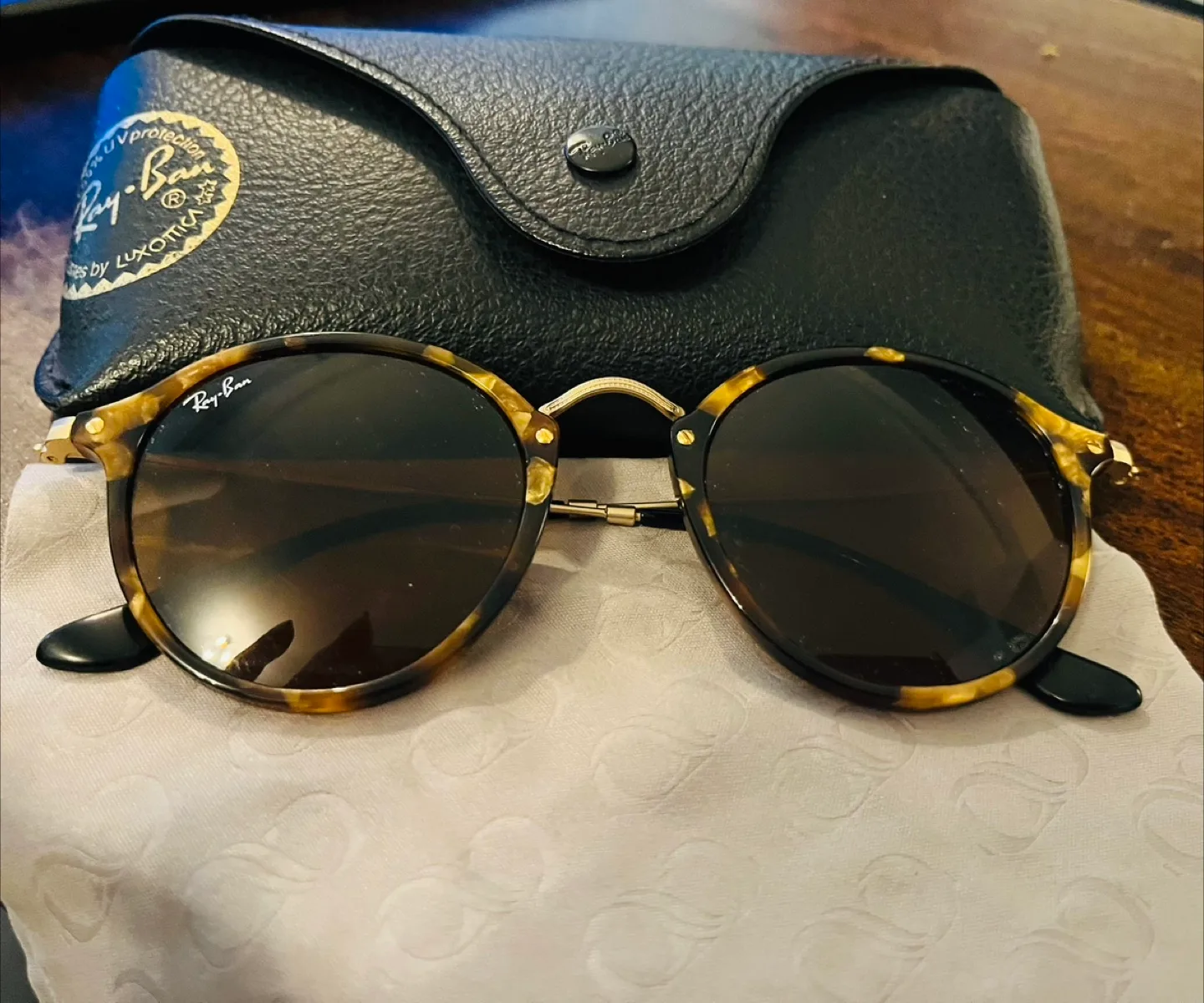 Ray-Ban Round Sunglasses Tortoise Frame Brown Lenses thumbnail