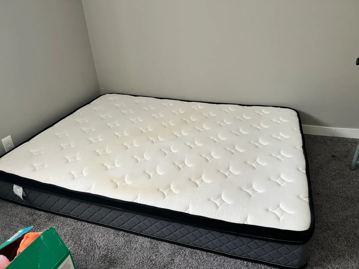 Queen Mattress and Box Spring Set thumbnail