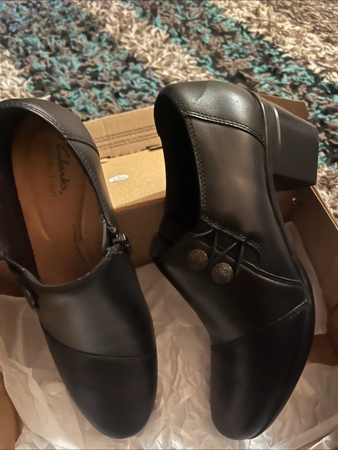 Clarks Black Leather Women's Shoes  8 1/2 thumbnail