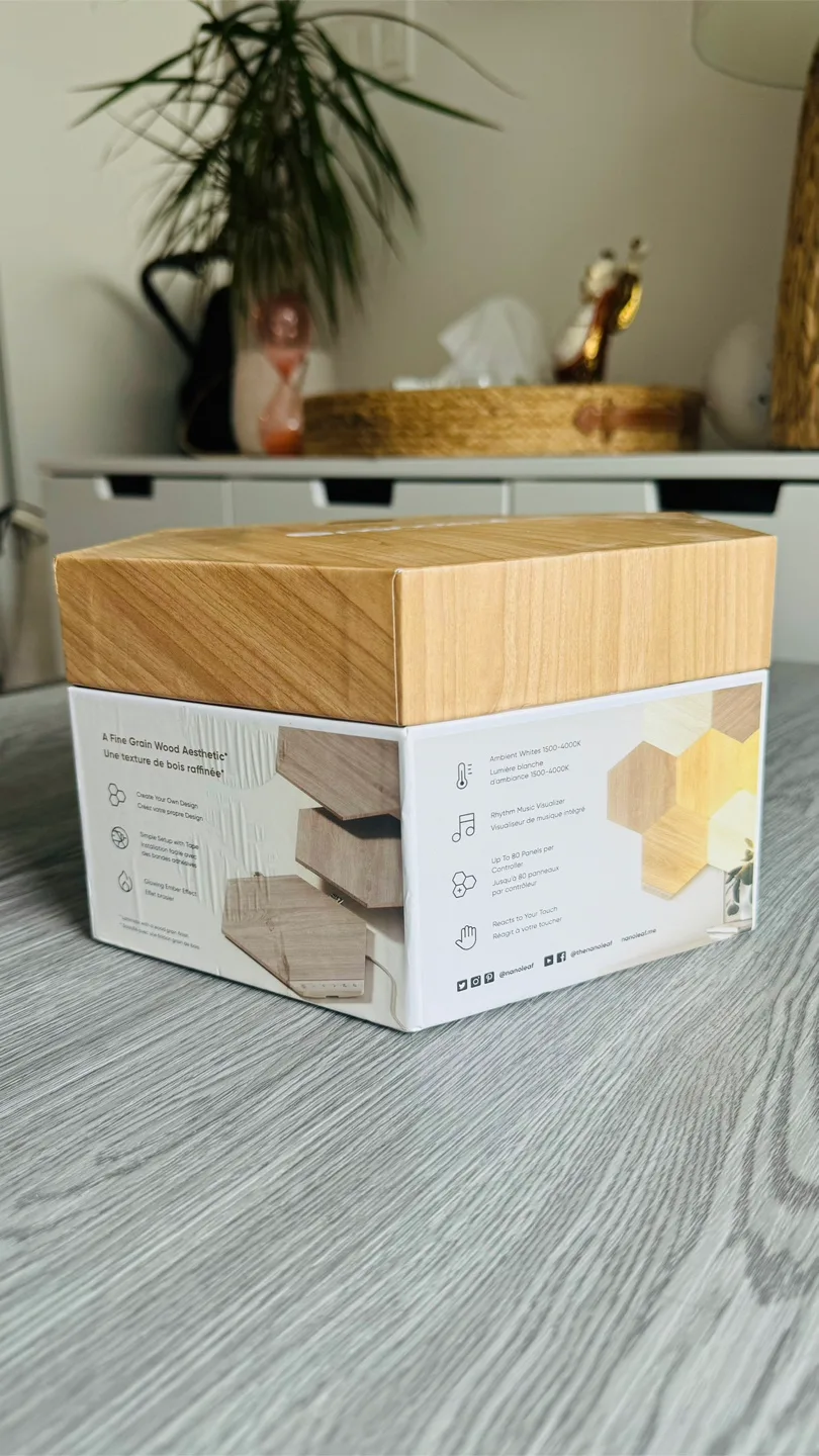 8lite Hexagon LED Wall Light - 7 Panels image indicator(7)