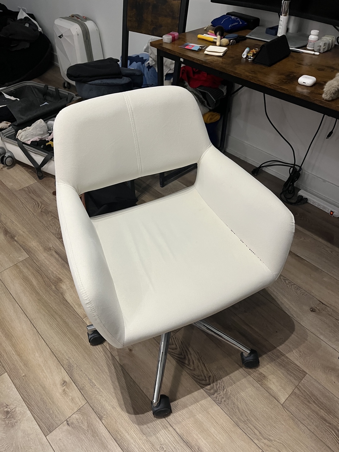 White Swivel Office Chair