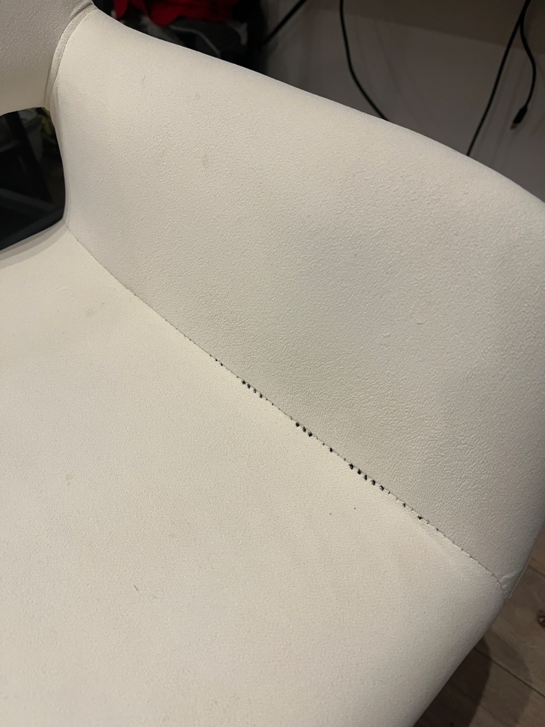 White Swivel Office Chair - photo 2