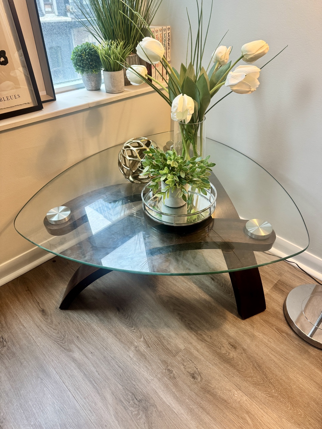 Unique Triangular Glass Coffee Table with Modern Wooden Base - photo 2