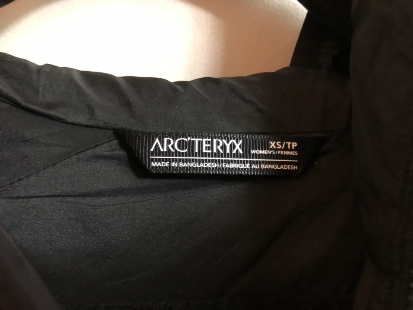 Arc’teryx Atom LT Jacket (Women XS) (Brand New) image indicator(5)