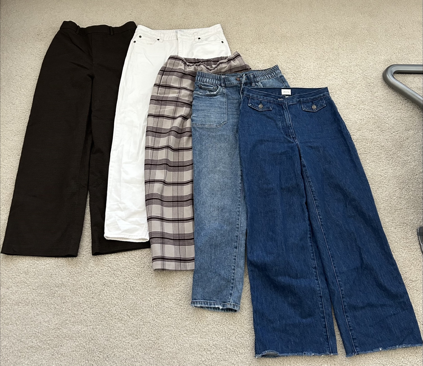 Bundle of 5 Women's Pants