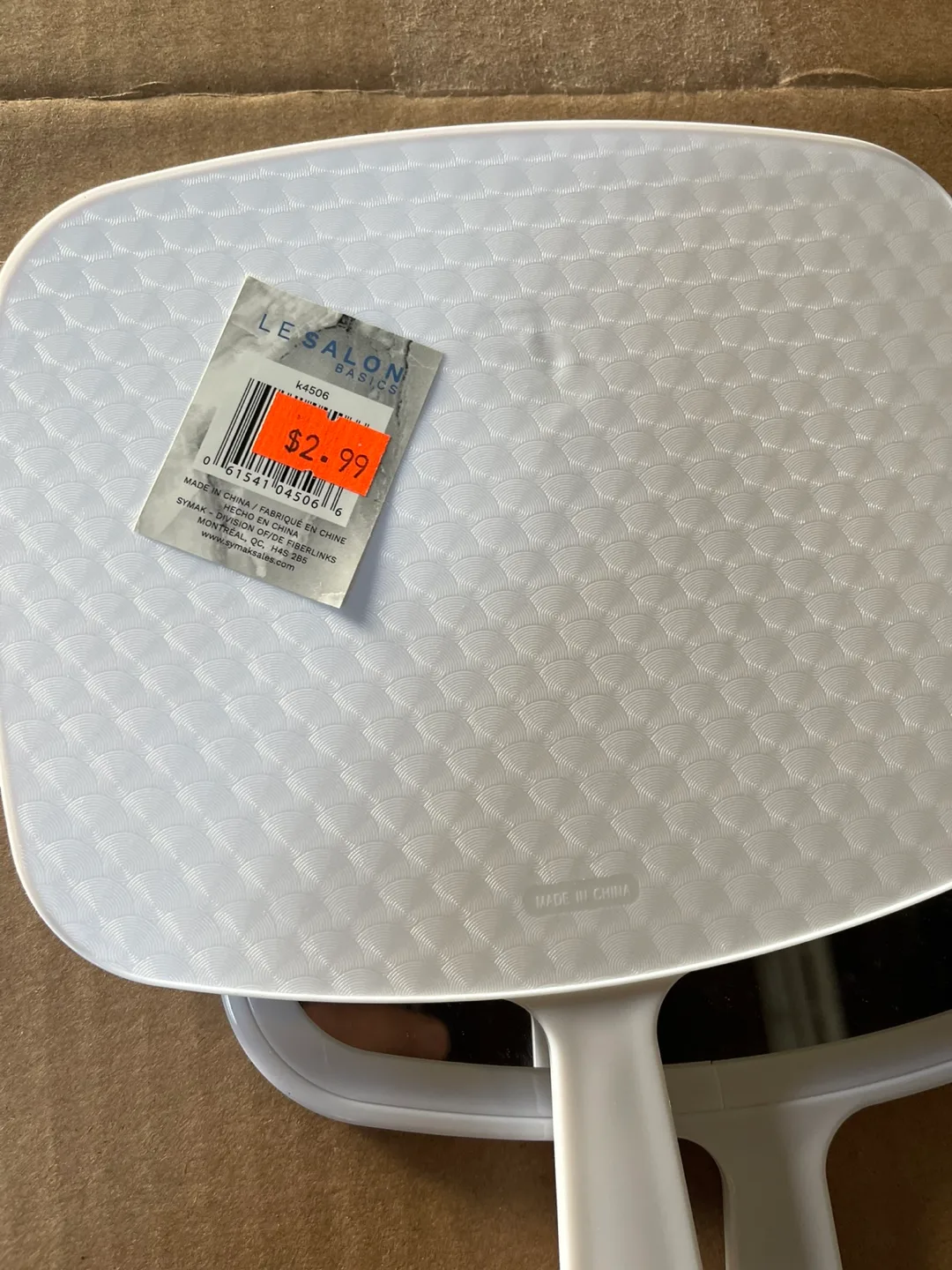 2 White Handheld Mirror image indicator(2)