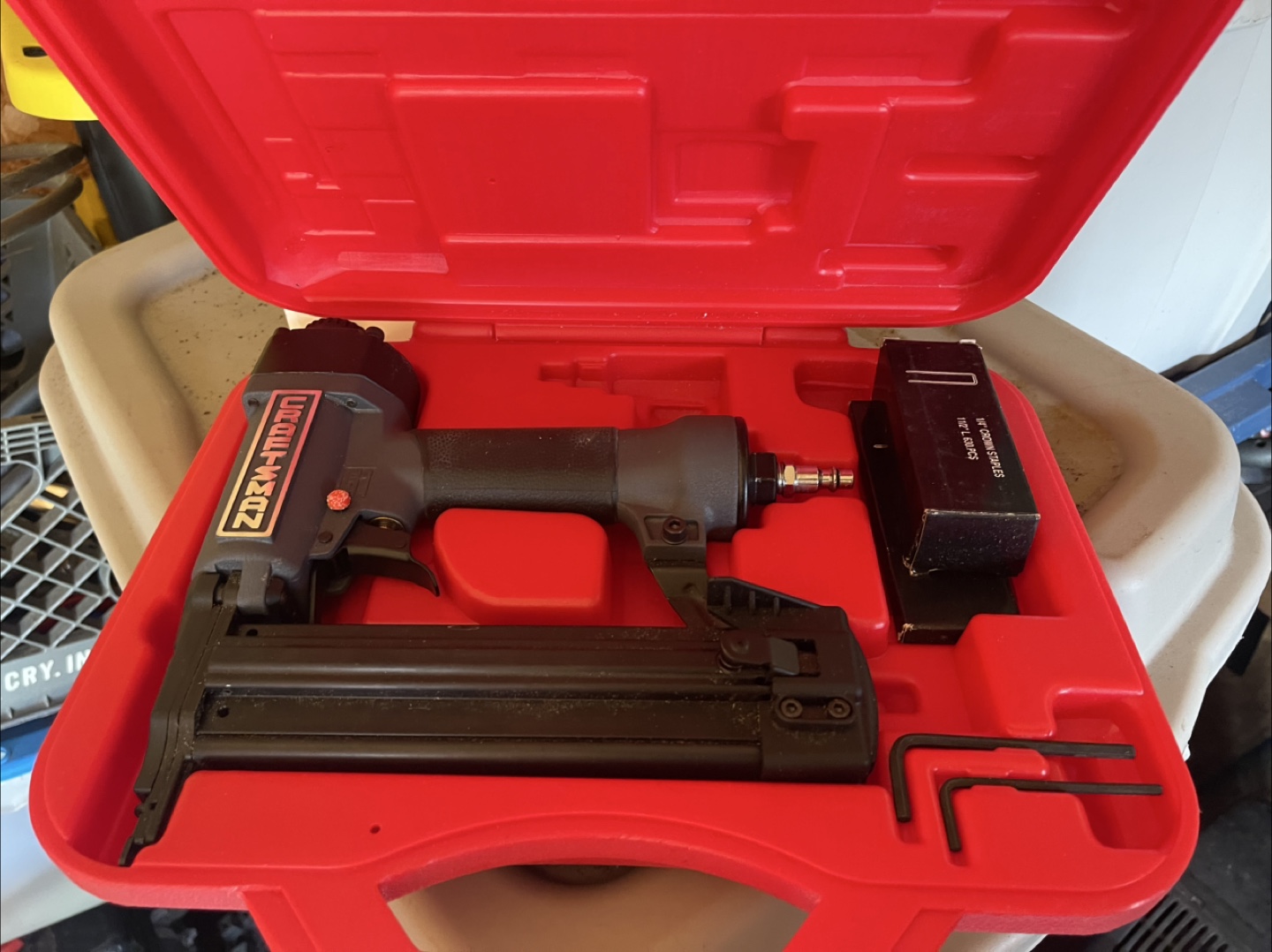 Craftsman Pneumatic Nail Gun - photo 2