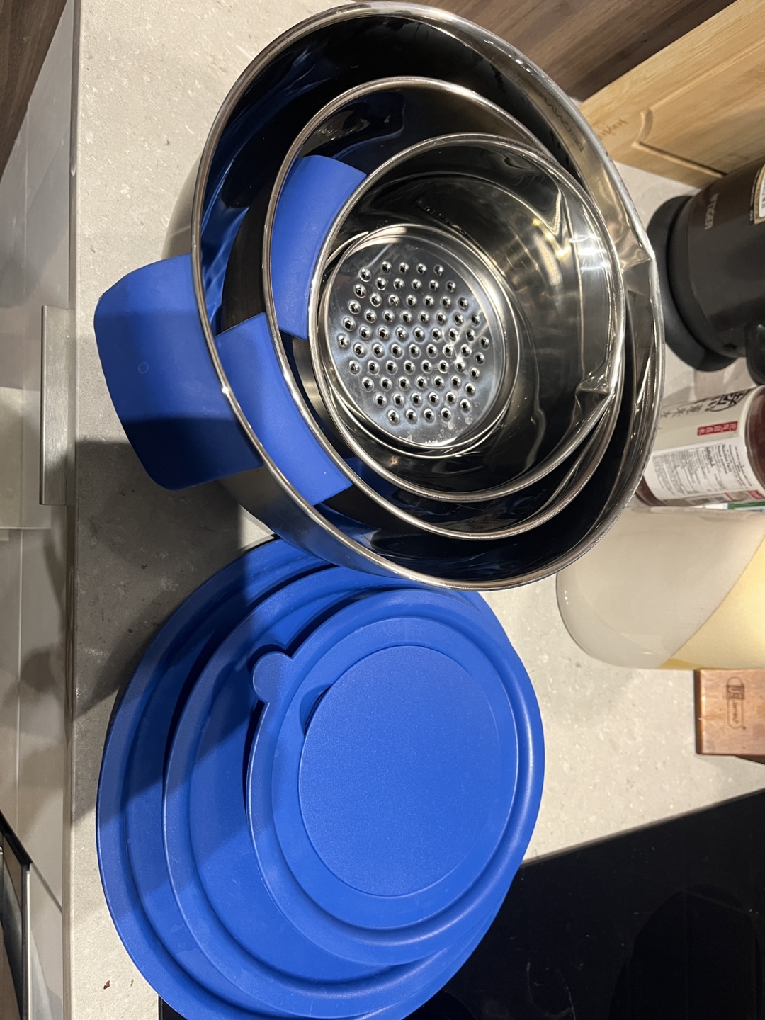 Belwares Stainless Steel Mixing Bowls with Lids (Set of 3)