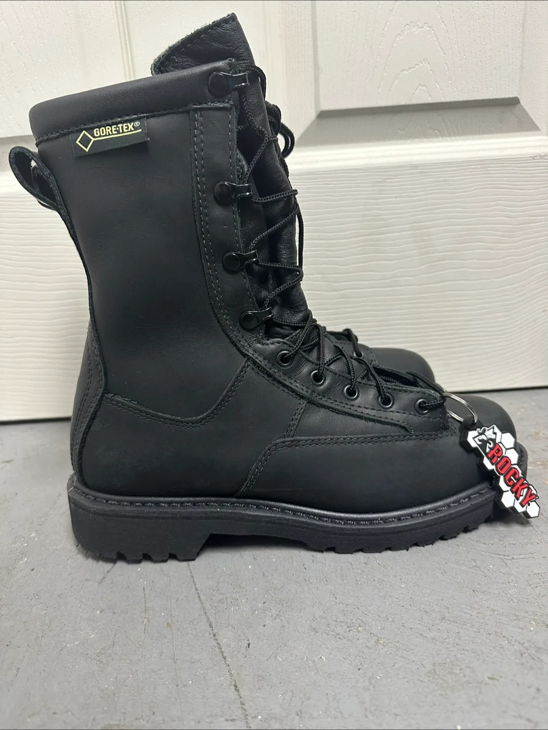 Safety boot: Rocky Men's GTX 802A Black Leather Boots - Size 7.5 thumbnail