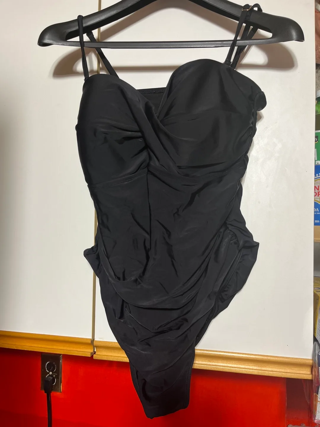 WOMAN SWIMWEAR image indicator(3)