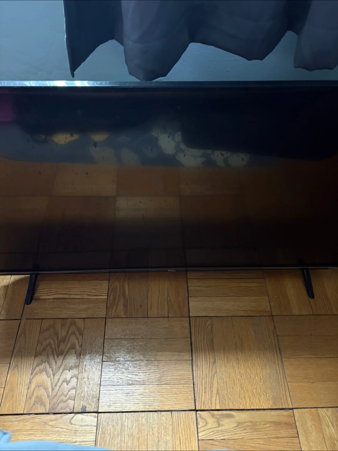 TCL 40 Inch Smart TV image indicator(2)