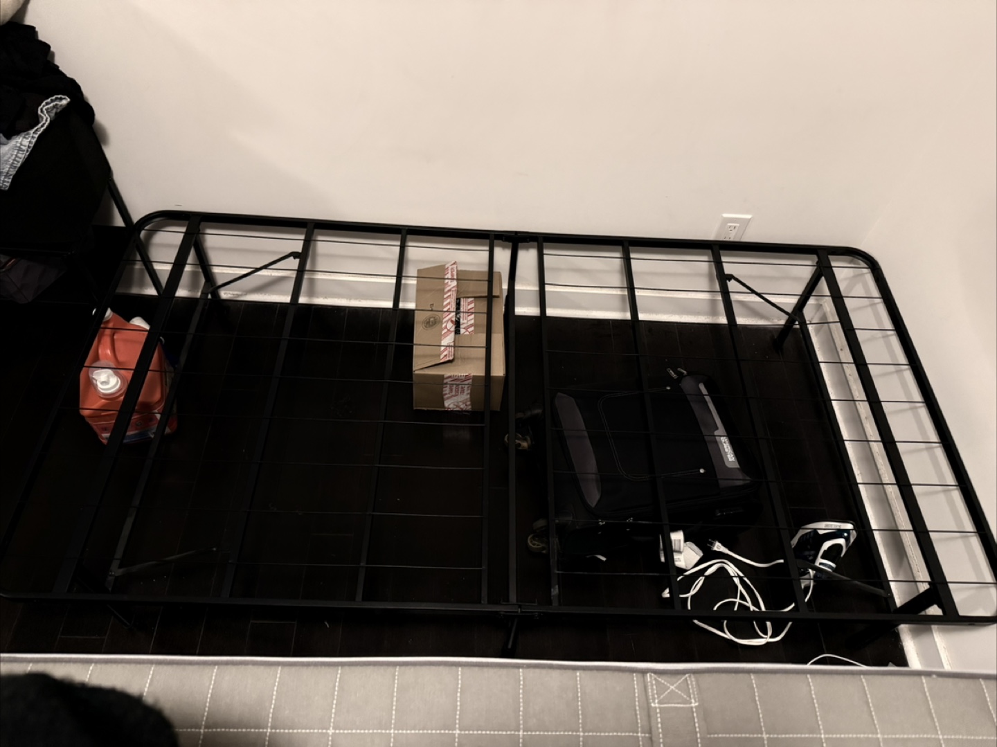 Twin / Single Bed Frame - photo 2