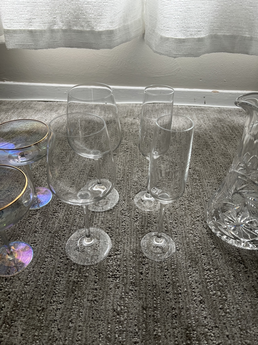Glassware set 8-pieces (coupe, wine, flute, pitcher, vase) - photo 3
