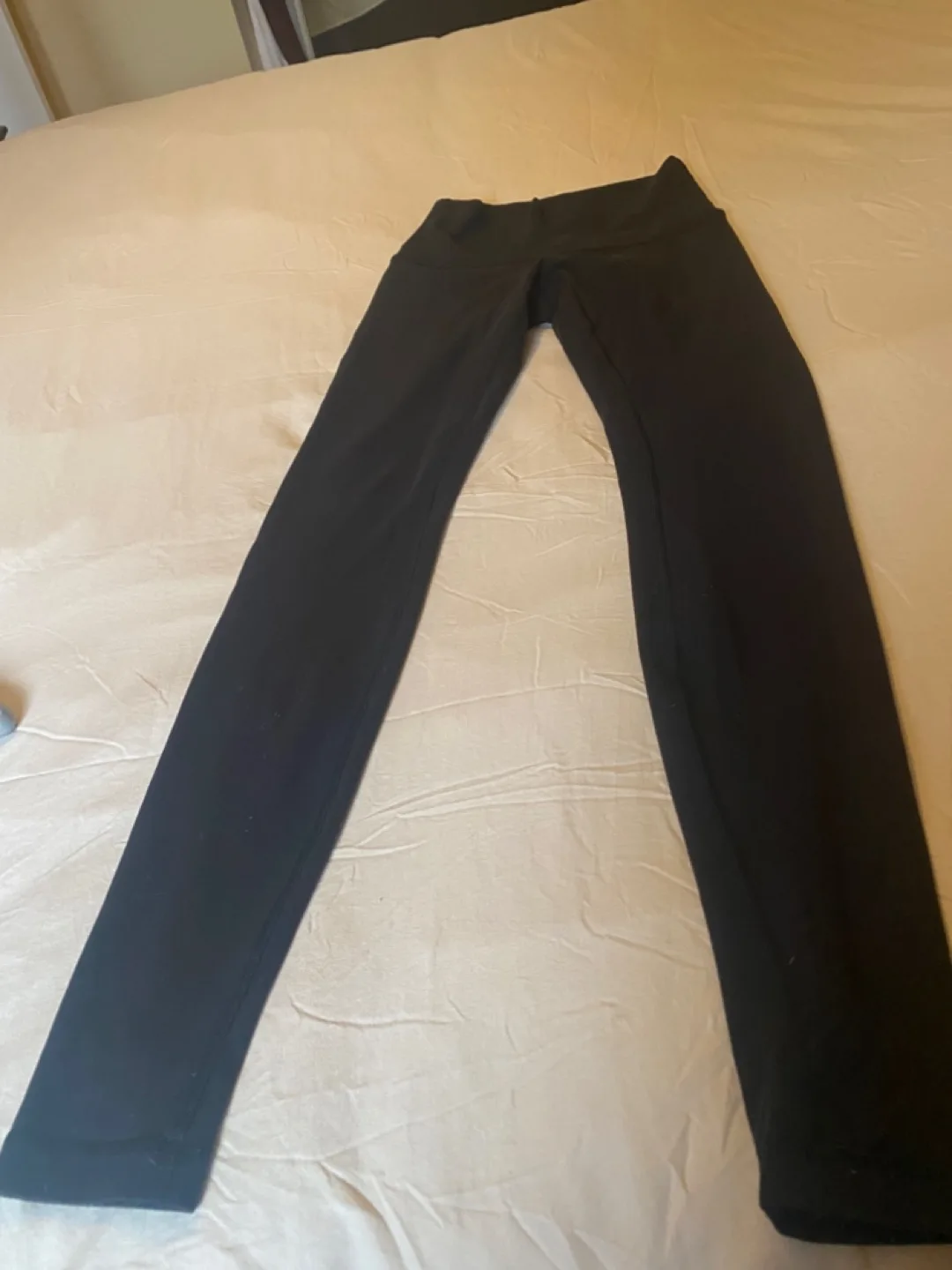 Lululemon Black Leggings Size 6 image indicator(4)