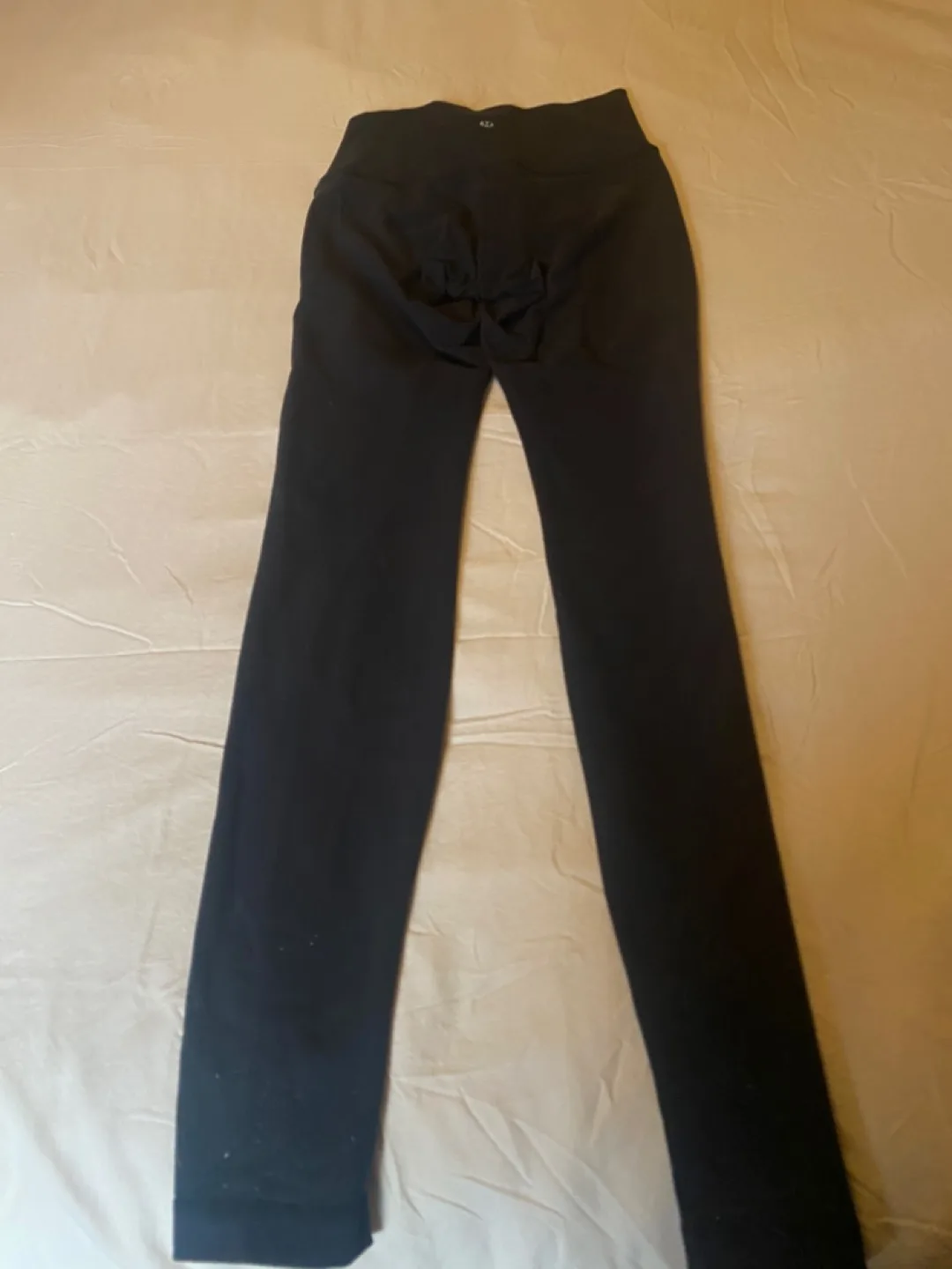 Lululemon Black Leggings Size 6 image indicator(2)