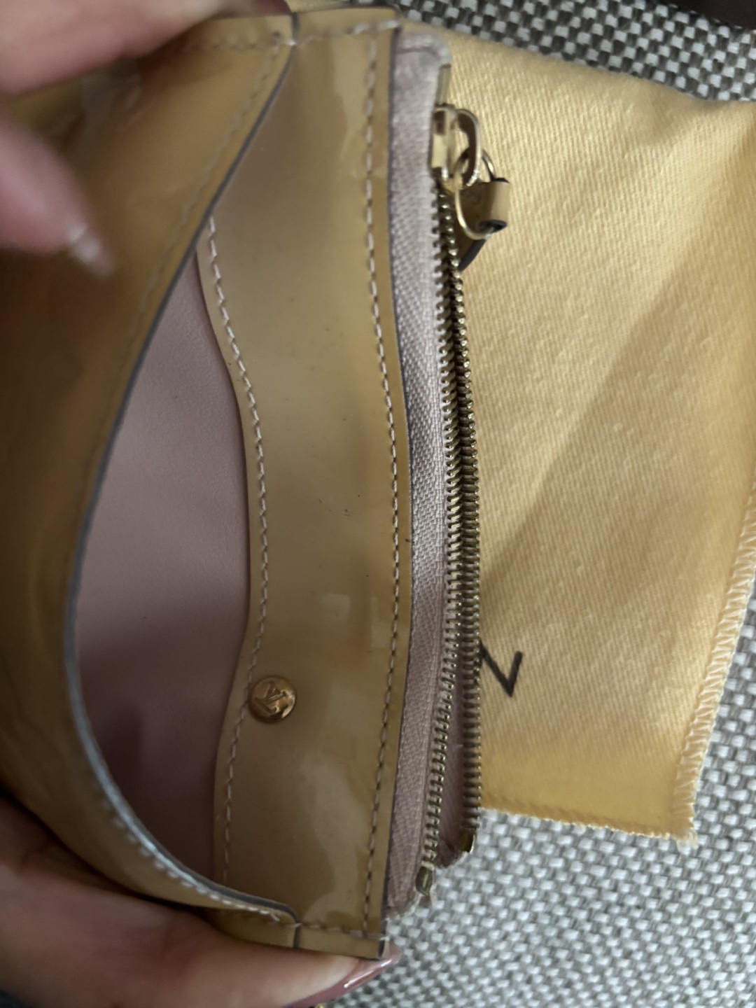 Authentic Louis Vuitton Monogram Empriente Coin Purse - photo 3