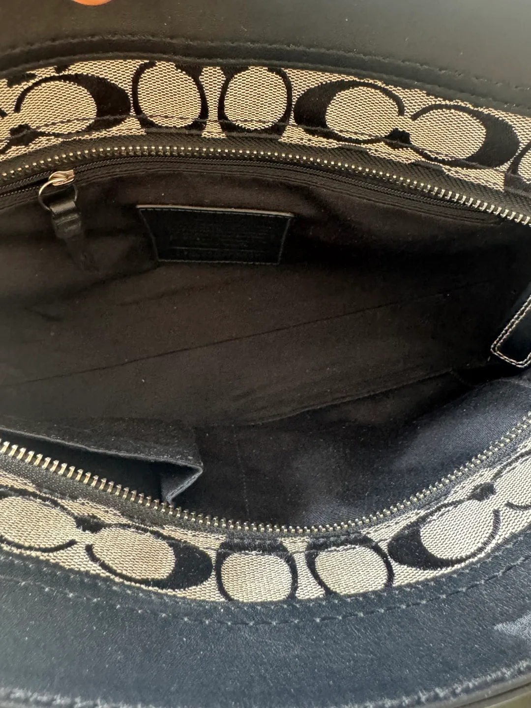 Coach Signature C Black and Grey Handbag image indicator(3)
