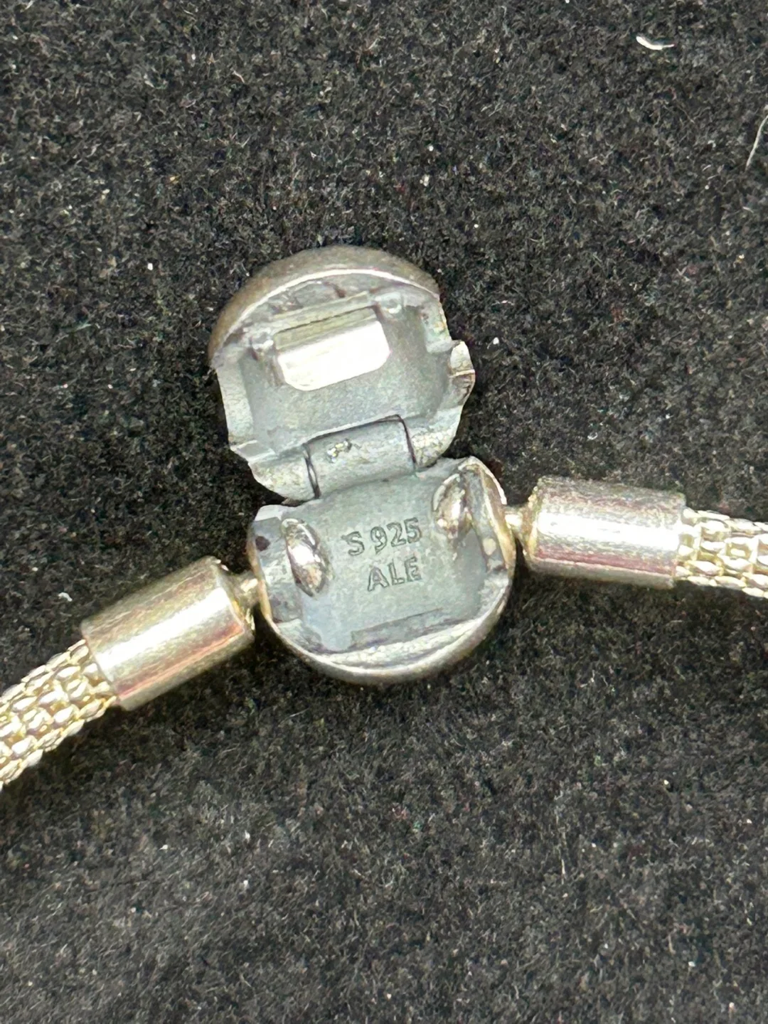 Authentic Pandora Bracelet Set – Retired Charms – Excellent Cond image indicator(5)