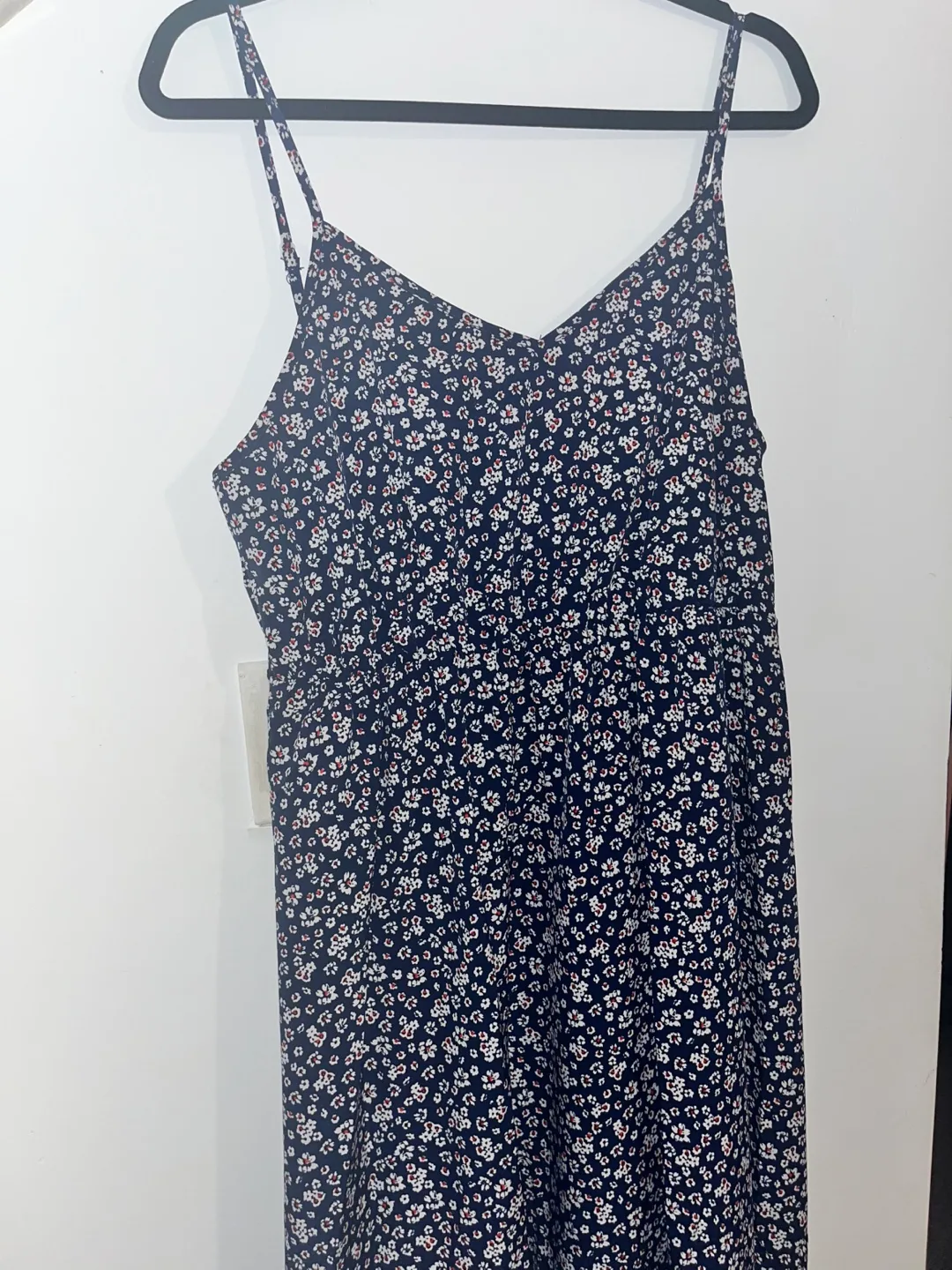 Floral midi dress thumbnail