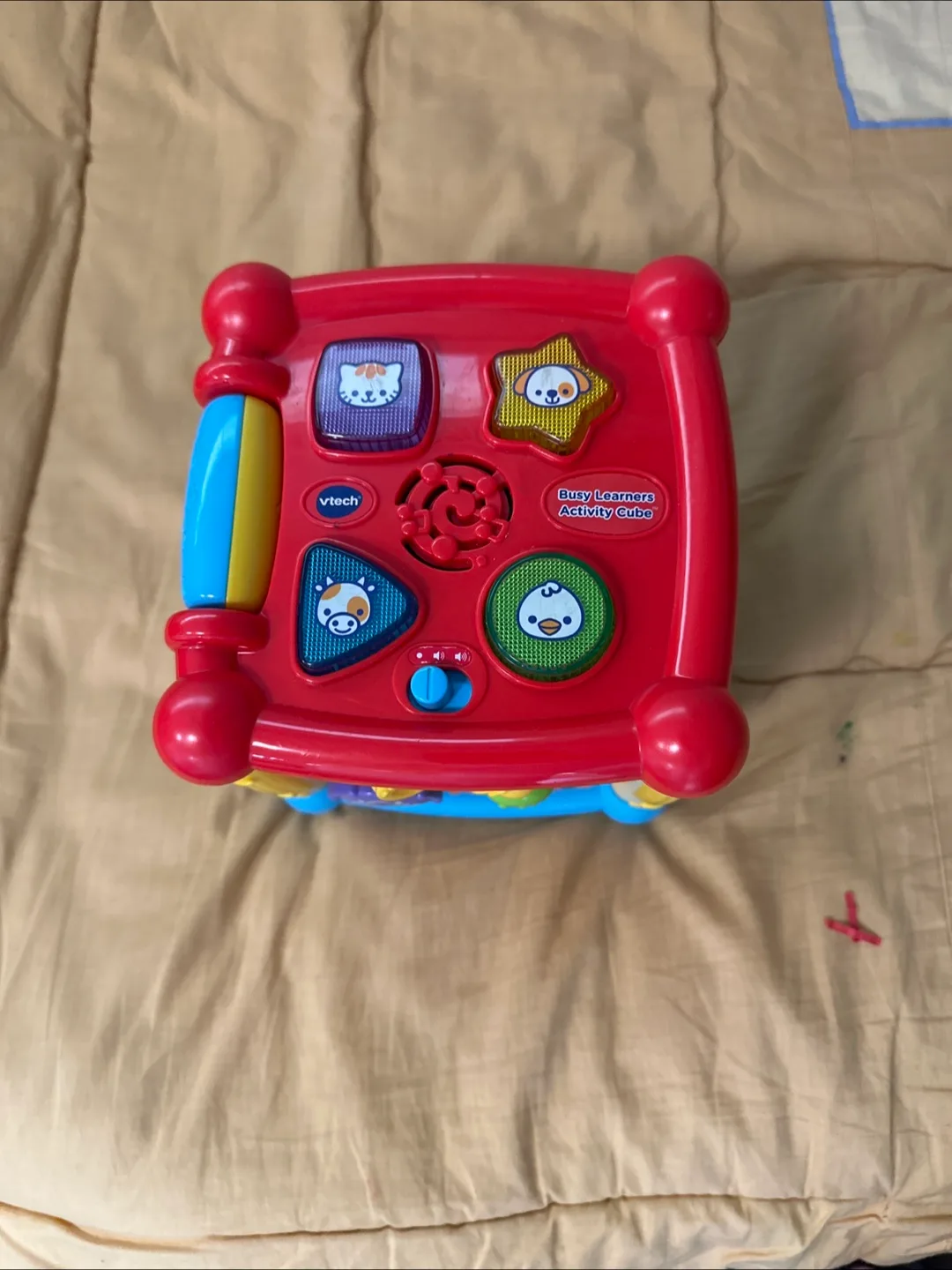 VTech Busy Learners Activity Cube thumbnail