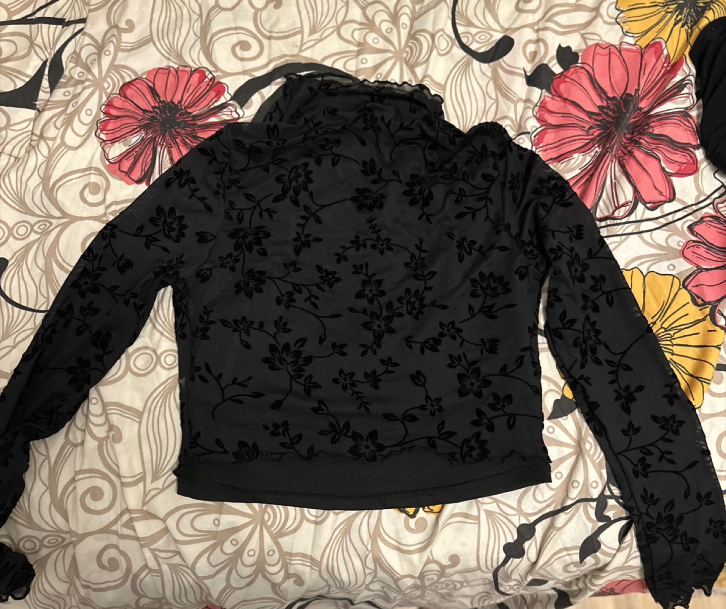 Black floral mesh long sleeve crop top - photo 2