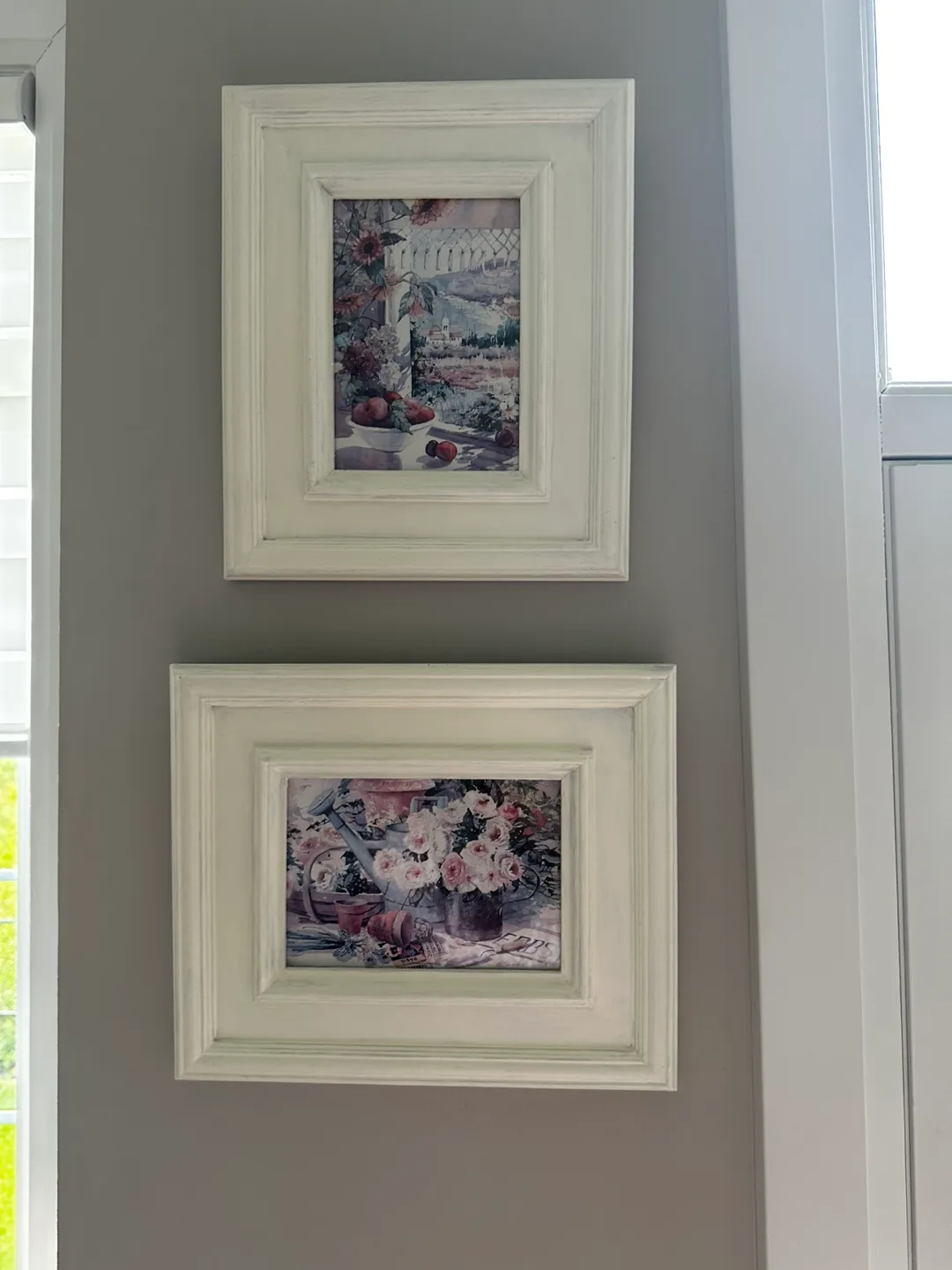 Pair of Framed Floral Prints thumbnail