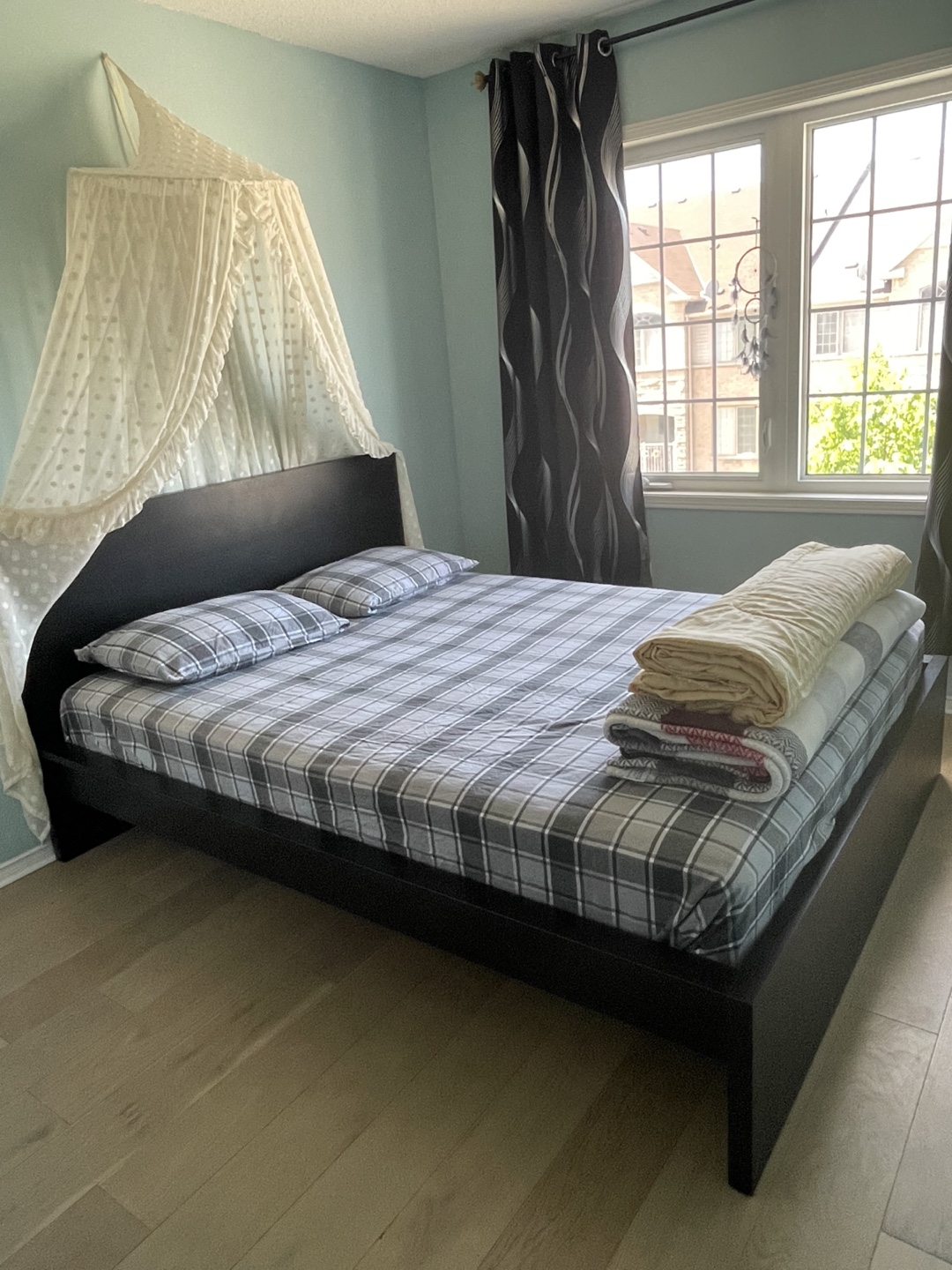 IKEA Queen Size Bed Frame with Bedding - photo 2