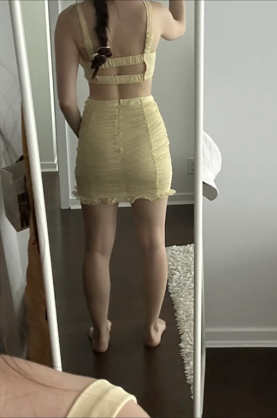 Yellow Two-Piece Set image indicator(3)