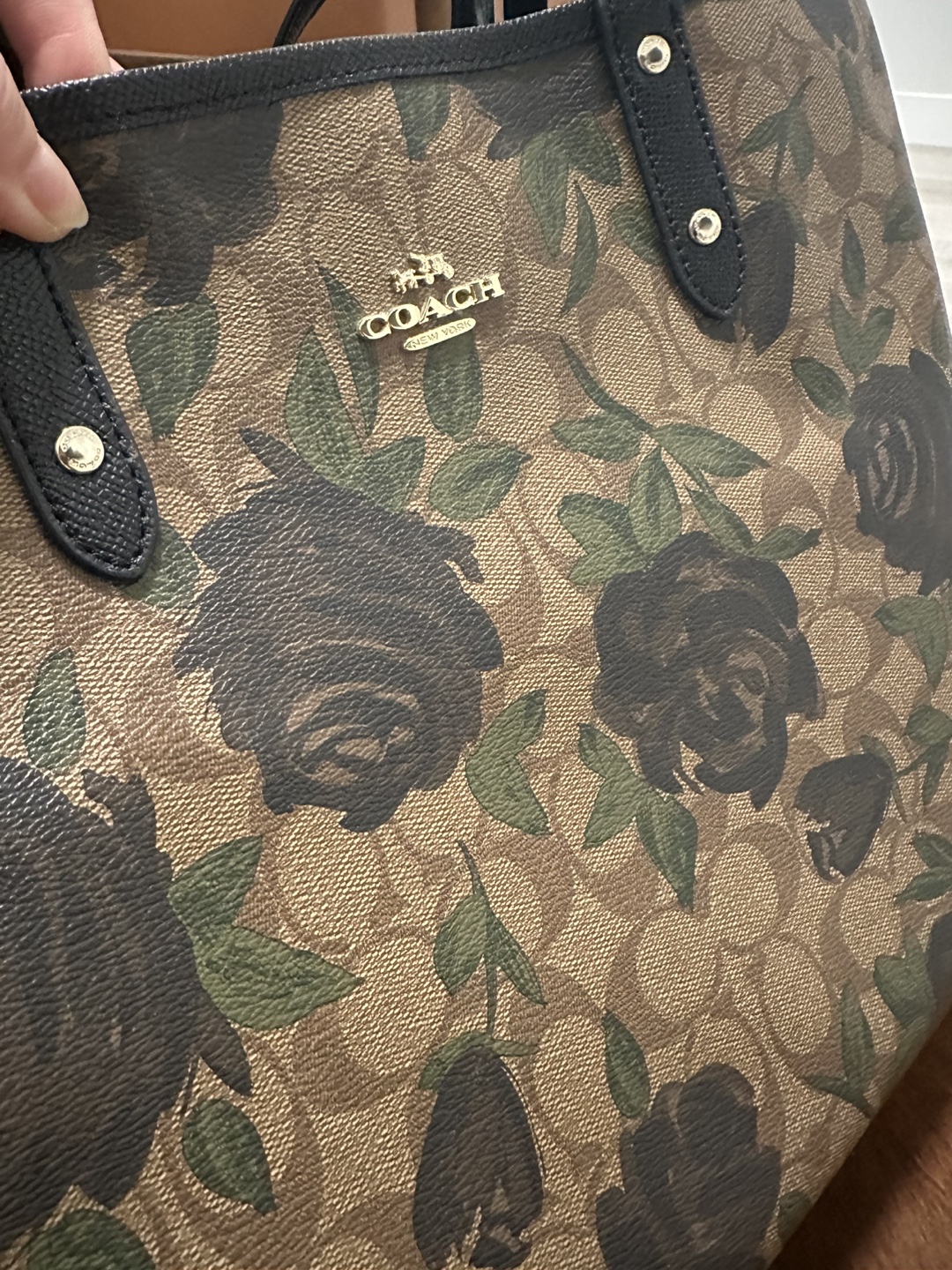 Coach reversible tote bag, black/black roses print - photo 2