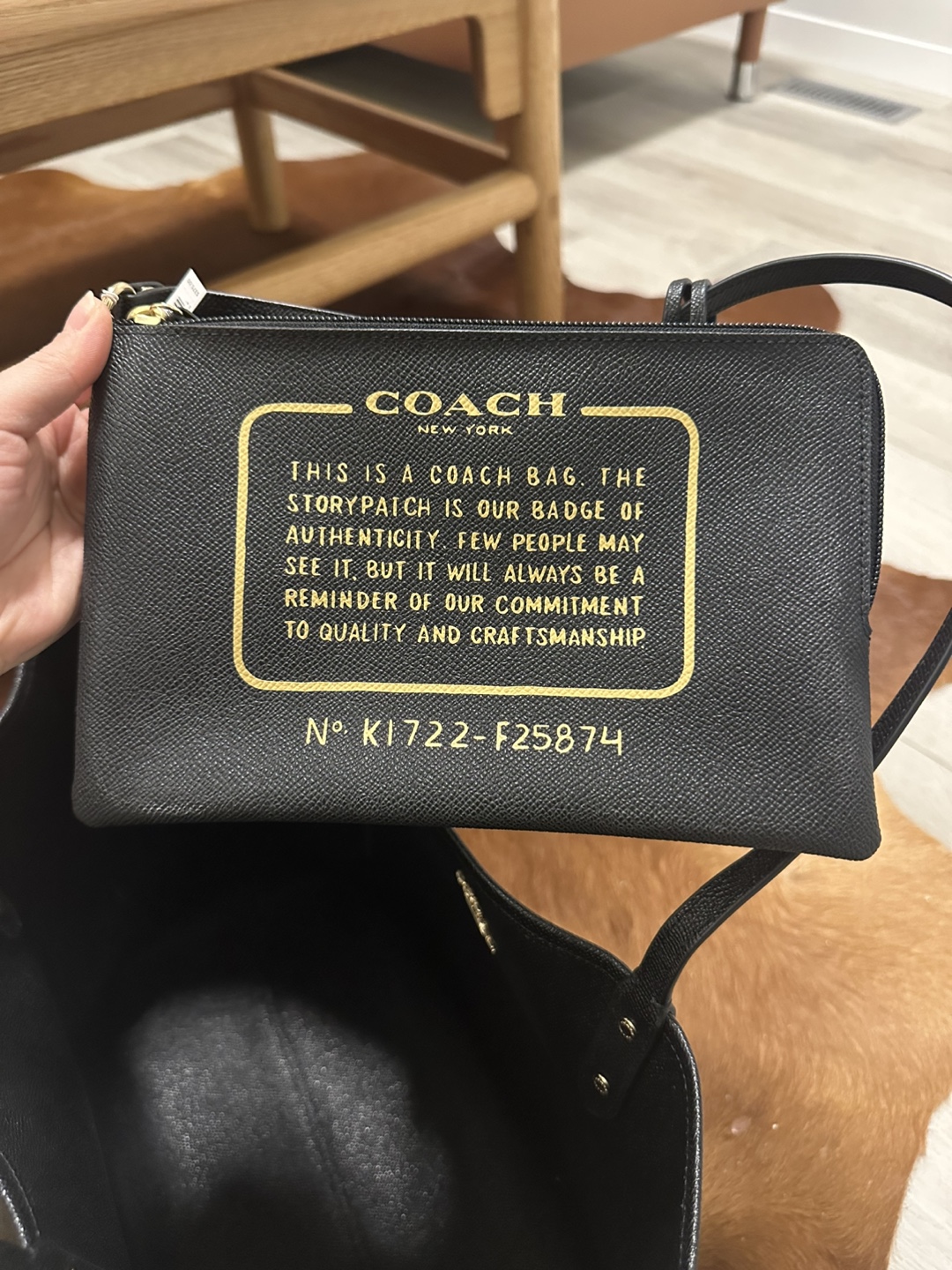 Coach reversible tote bag, black/black roses print - photo 4
