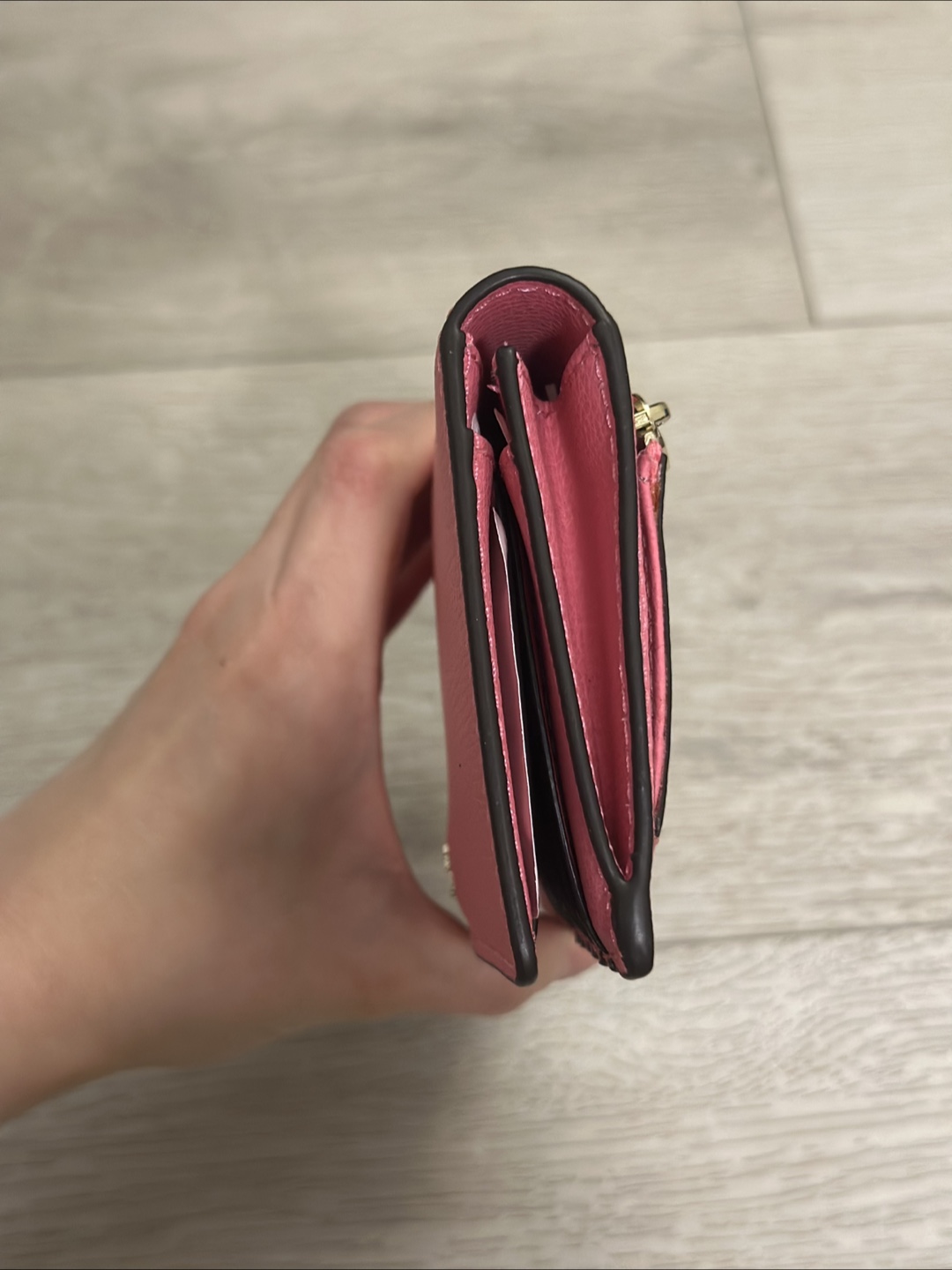 Kate Spade Pink Leather Wallet - photo 2