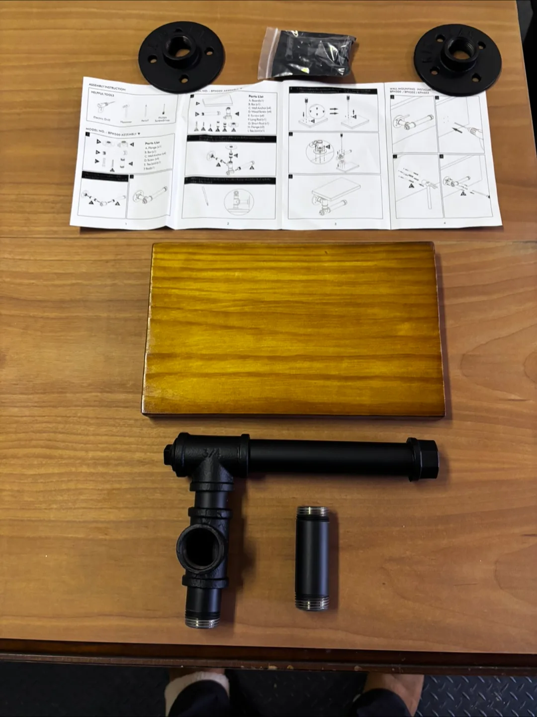 Toilet Paper Holder image indicator(2)