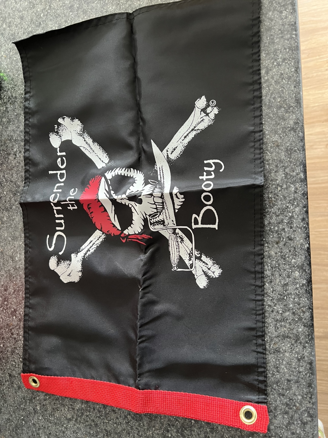 Pirate Flag - Surrender the Booty