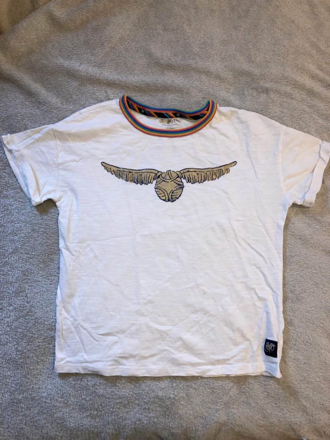 New Harry Potter Hogwarts T-Shirt - size 11-12 thumbnail