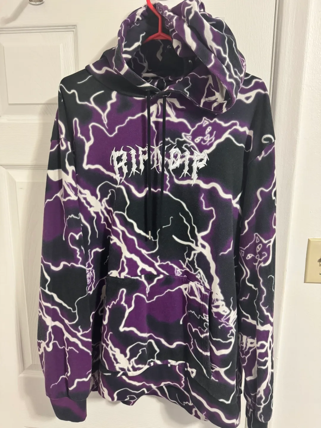 RipNDip Lord Nermal Lightning Hoodie - Size XL image indicator(5)