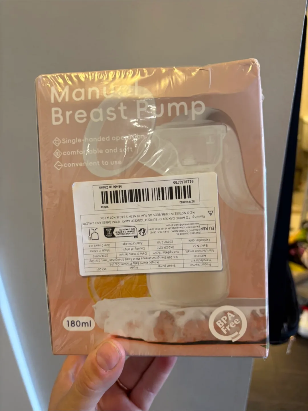 Manual Breast Pump - 180ml BPA Free thumbnail
